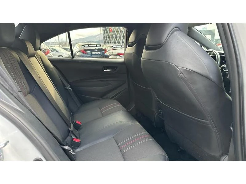 Toyota Corolla SDN 1.8 HSD GR SPORT - изображение 7