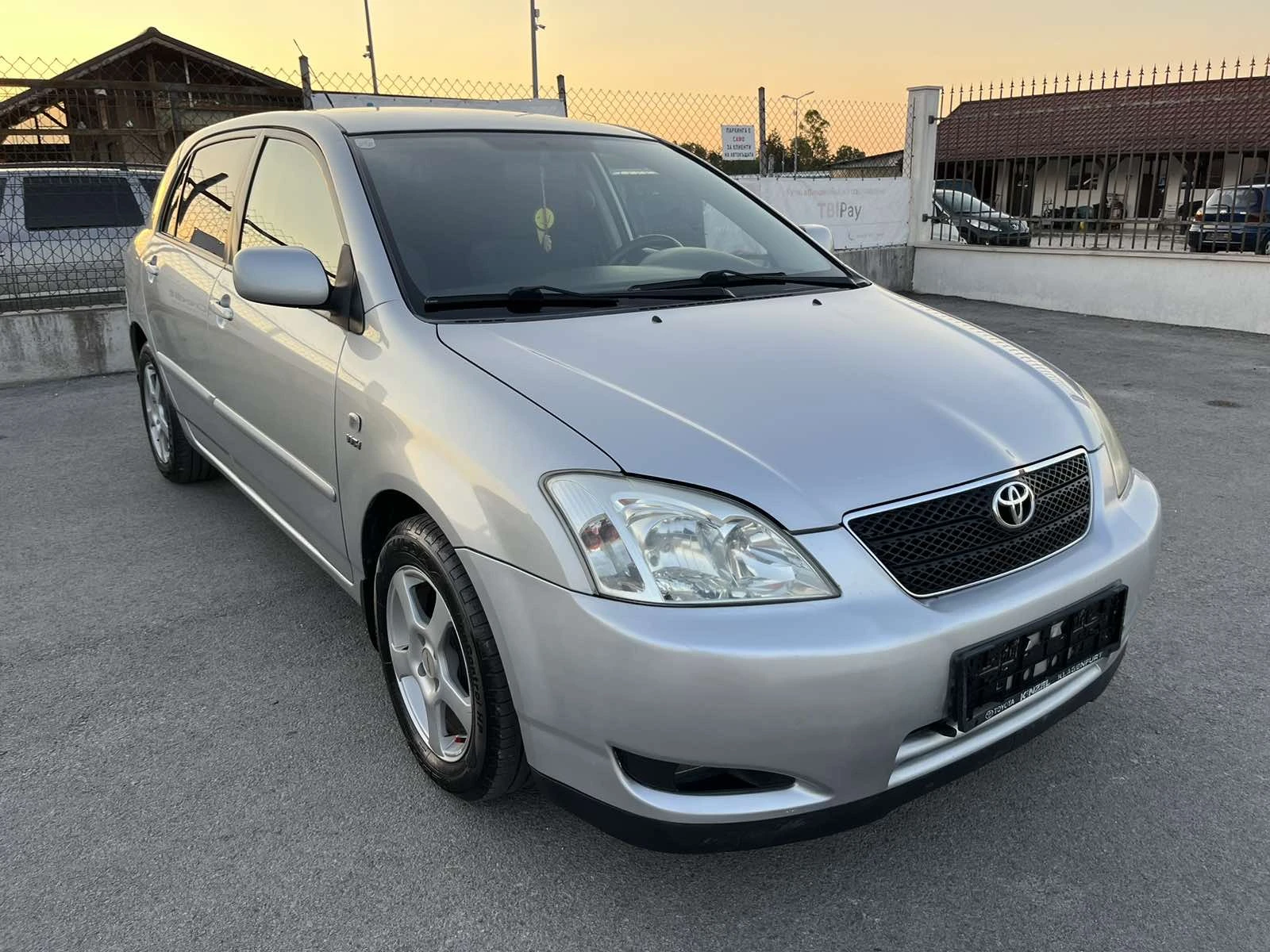 Toyota Corolla 1.4I 97кс КЛИМАТРОНИК - изображение 3