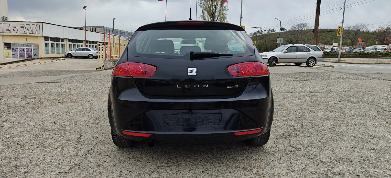 Seat Leon 1.6i-12гГазFace - изображение 6