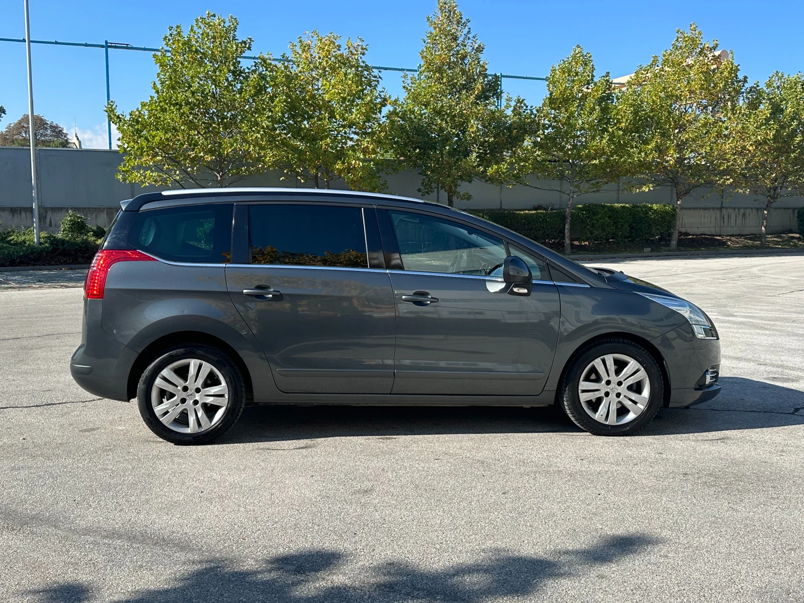 Peugeot 5008 2.0d 163 к.с.  - изображение 5