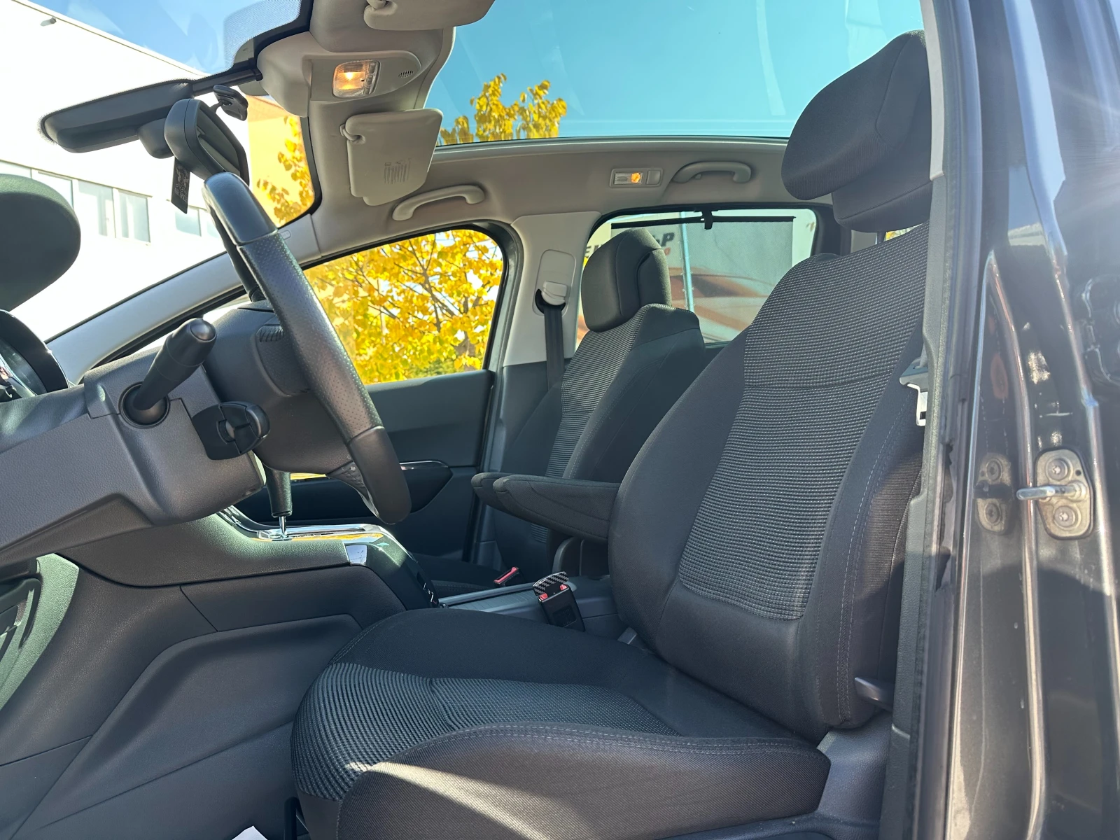 Peugeot 5008 2.0d 163 к.с.  - изображение 8