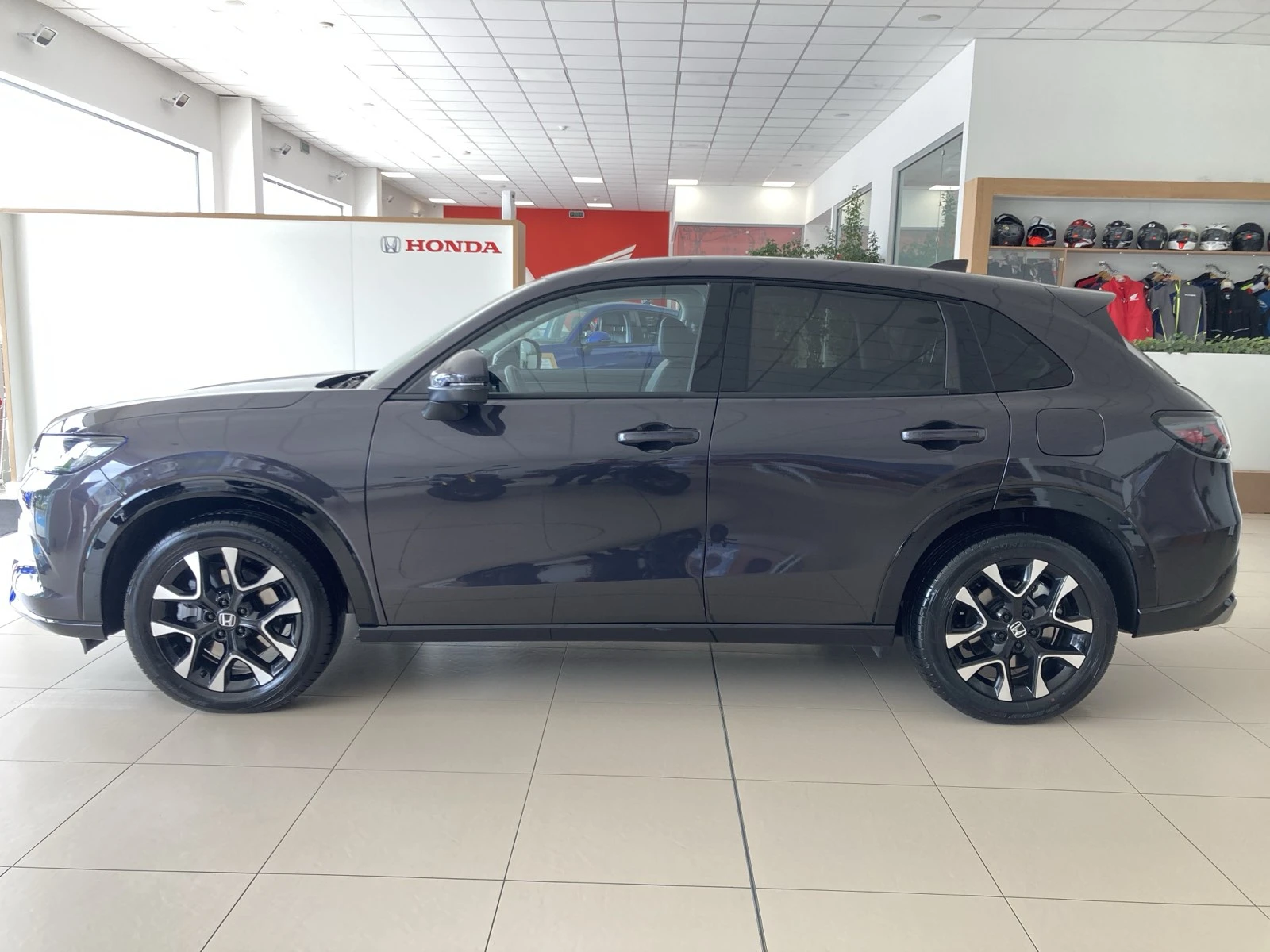 Honda ZR-V 2.0 i-MMD Hybrid e:FHEV Advance, снимка 5 - Автомобили и джипове - 53876263