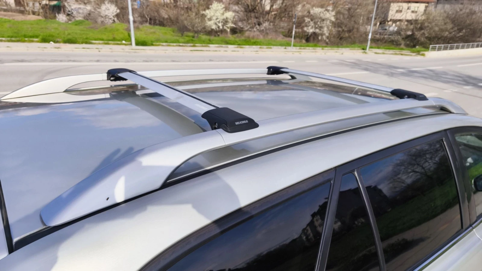 Toyota Avensis, снимка 12 - Автомобили и джипове - 54044378