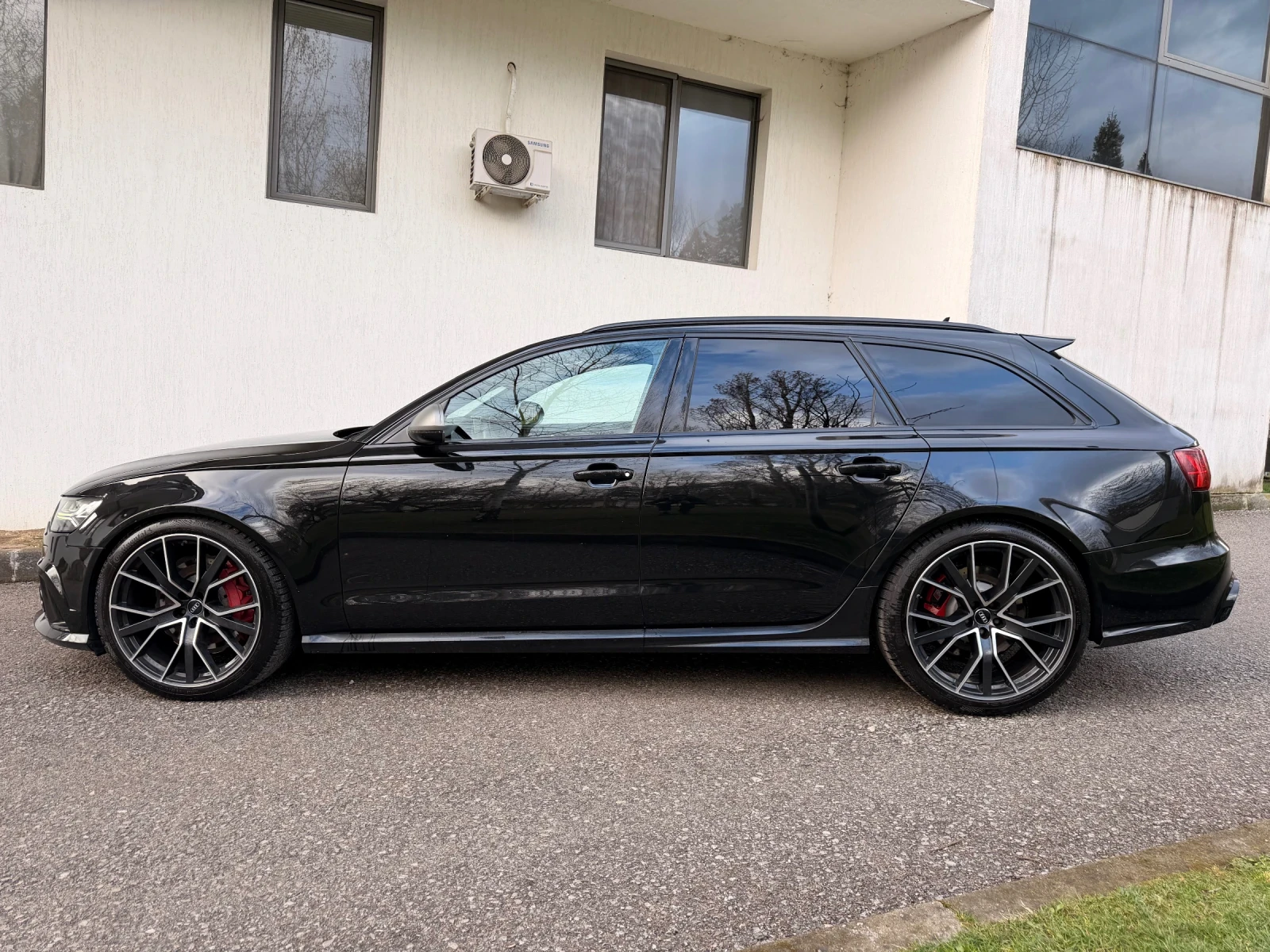 Audi Rs6 PERFORMANCE , снимка 4 - Автомобили и джипове - 54091142