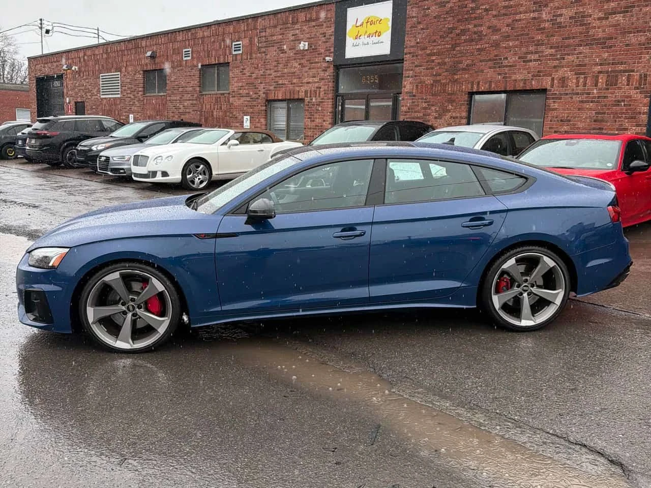 Audi A5 Progressiv/ПАНОРАМА/ДИСТРОНИК, снимка 3 - Автомобили и джипове - 54231644