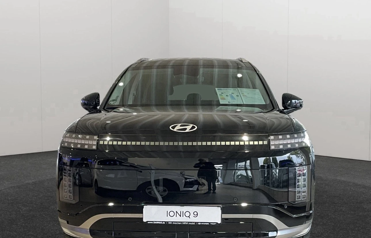 Hyundai IONIQ 9 7 ������ 10 000 �� 4wd 110 kWh | Mobile.bg � ����������� 2