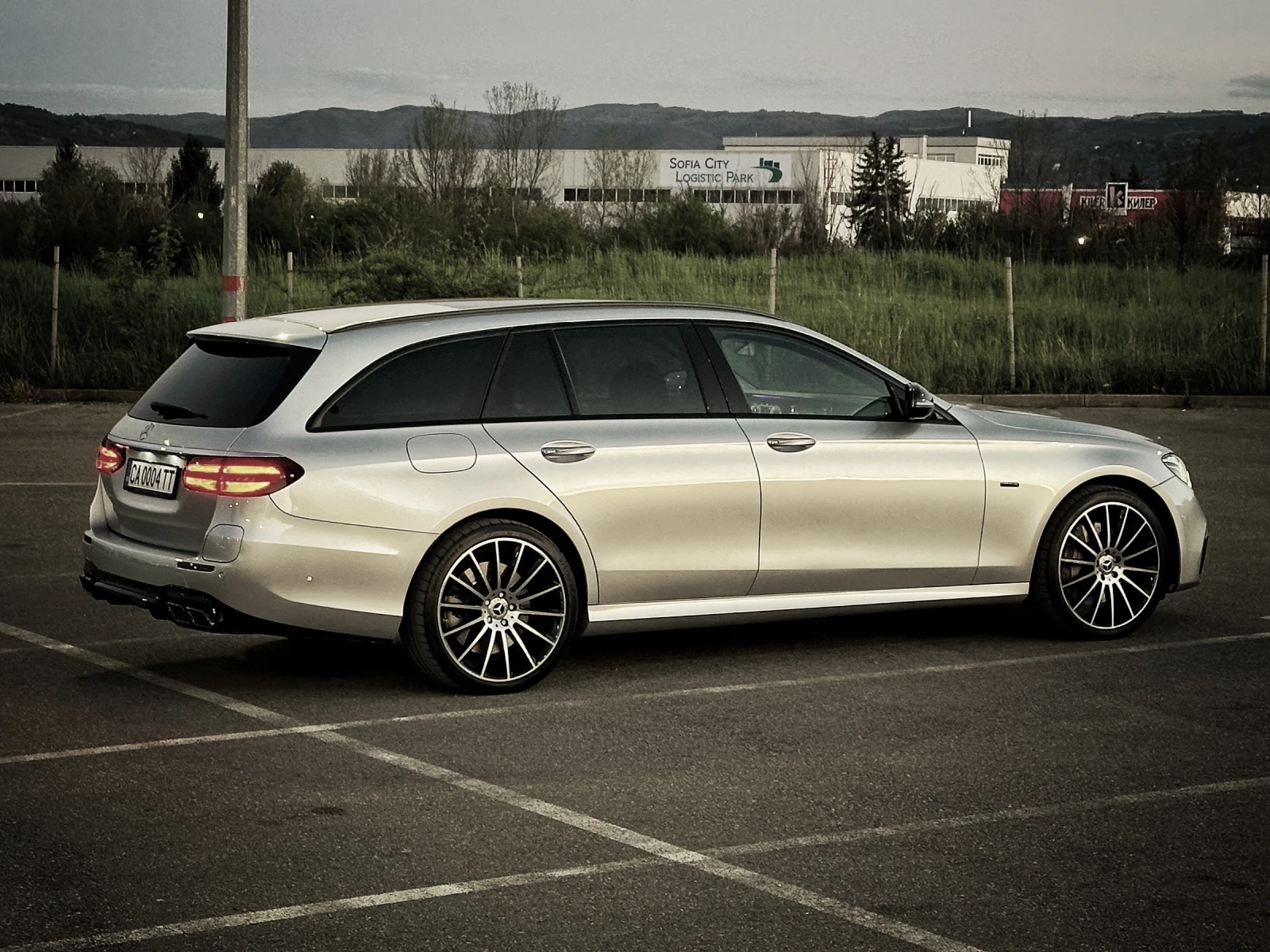 Mercedes-Benz E 300 Diesel/Electric AMG E63 Body kit | Mobile.bg � ����������� 5