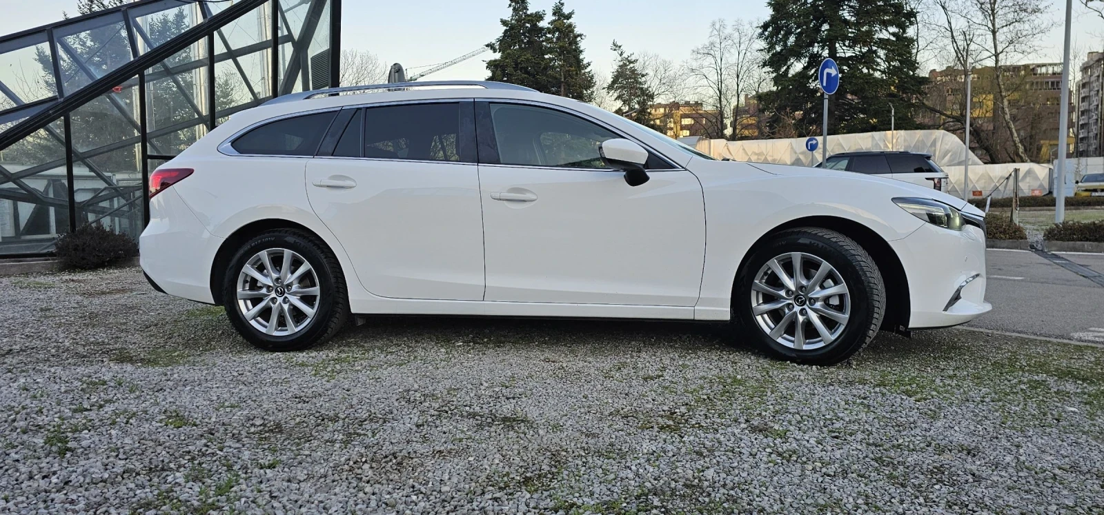 Mazda 6, снимка 15 - Автомобили и джипове - 54425324