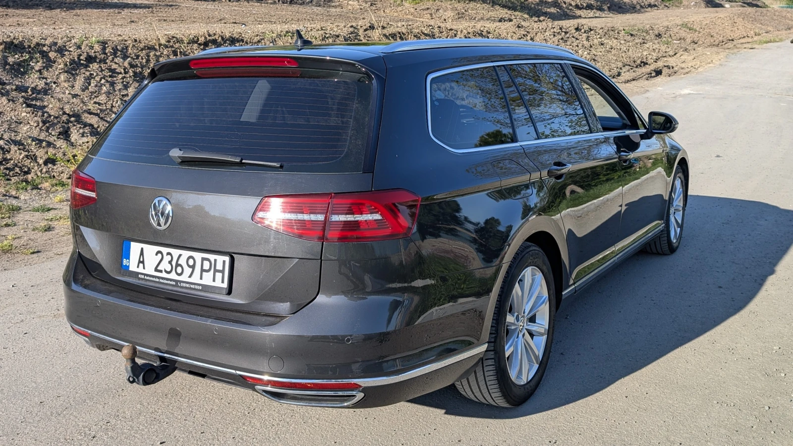 VW Passat 2.0 tdi / 190 к.с., снимка 4 - Автомобили и джипове - 54483430