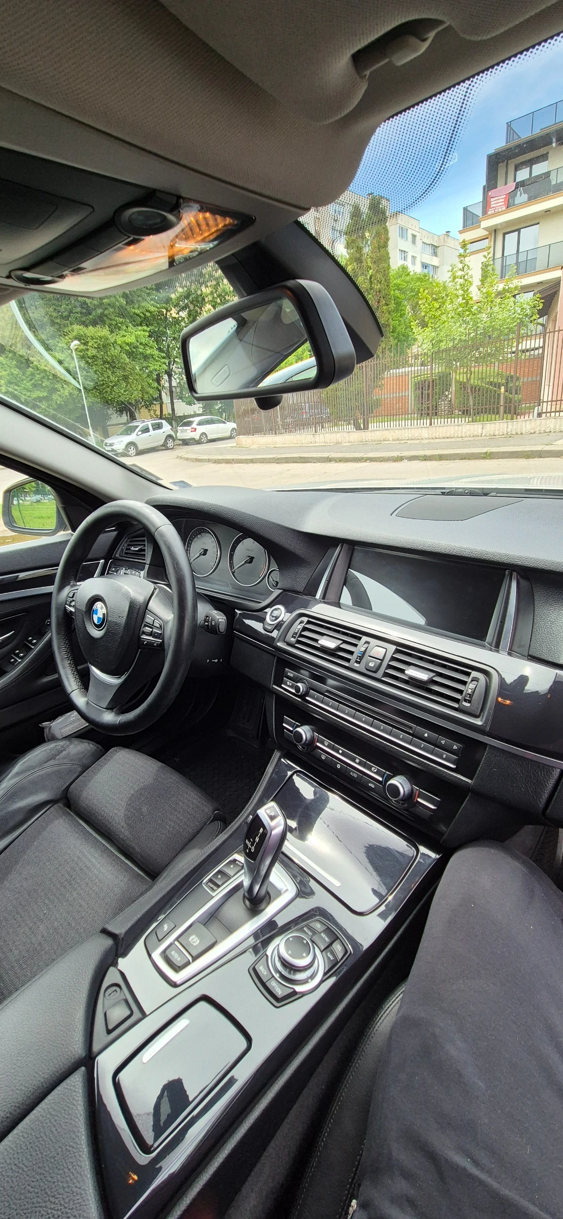 BMW 520, снимка 8 - Автомобили и джипове - 54510355