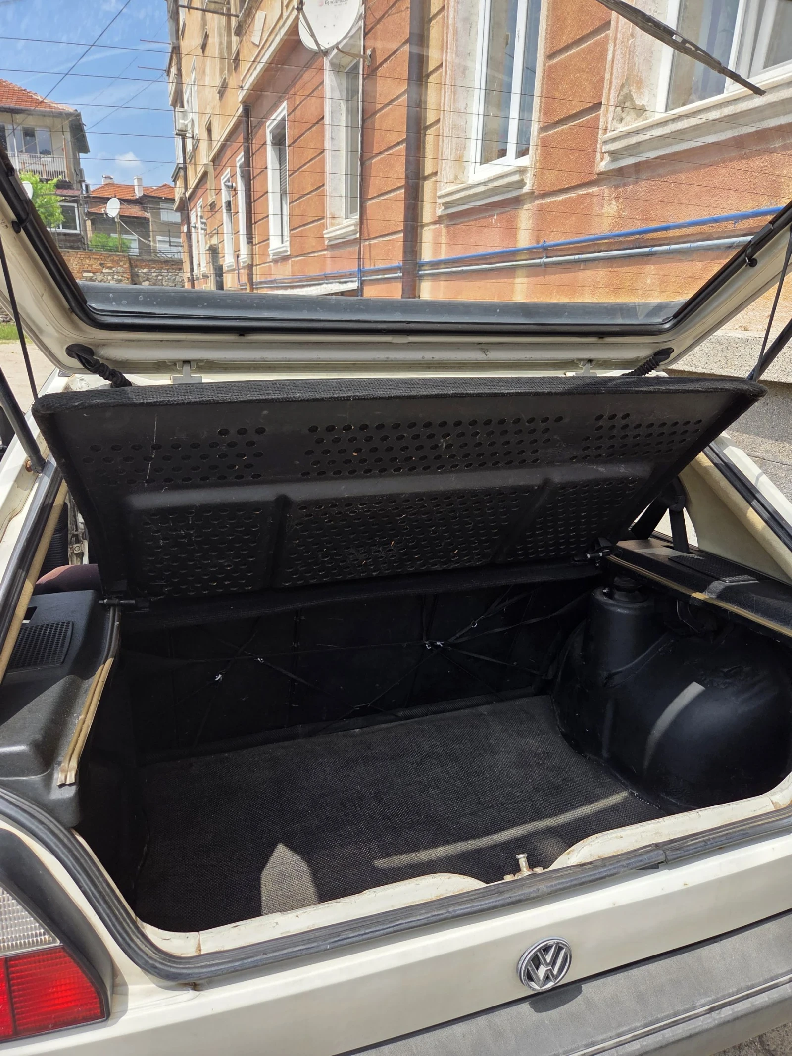 VW Golf, снимка 11 - Автомобили и джипове - 54793339