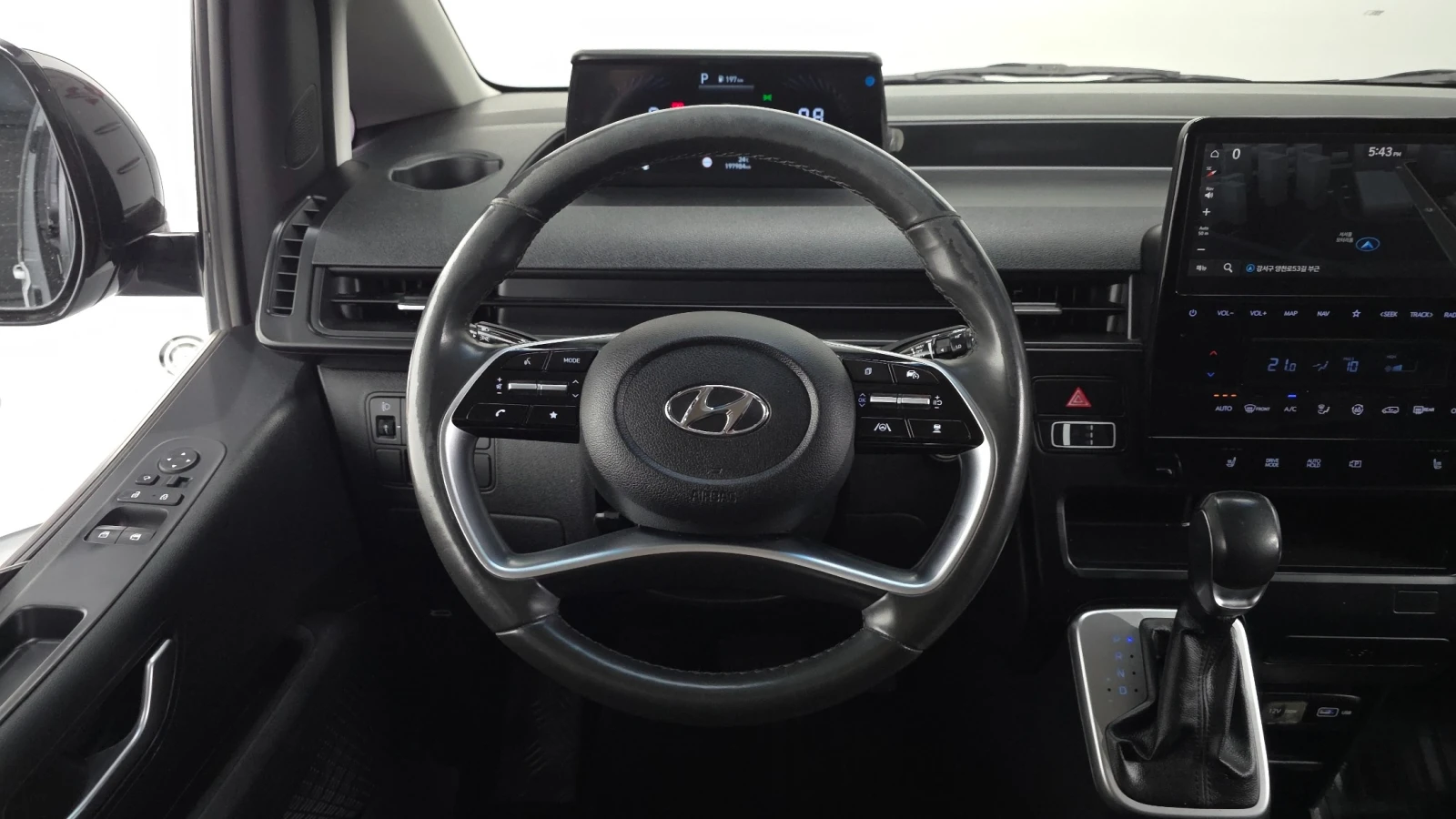 Hyundai Staria | Smart Cruise | Highway Driving Assist, снимка 12 - Автомобили и джипове - 54871091