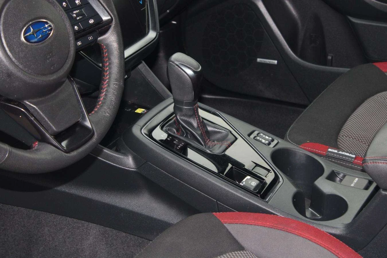 Subaru Impreza RS | Sunroof| HtdSeats| BkpCam| ЦЕНА ДО БГ ! , снимка 17 - Автомобили и джипове - 54972470