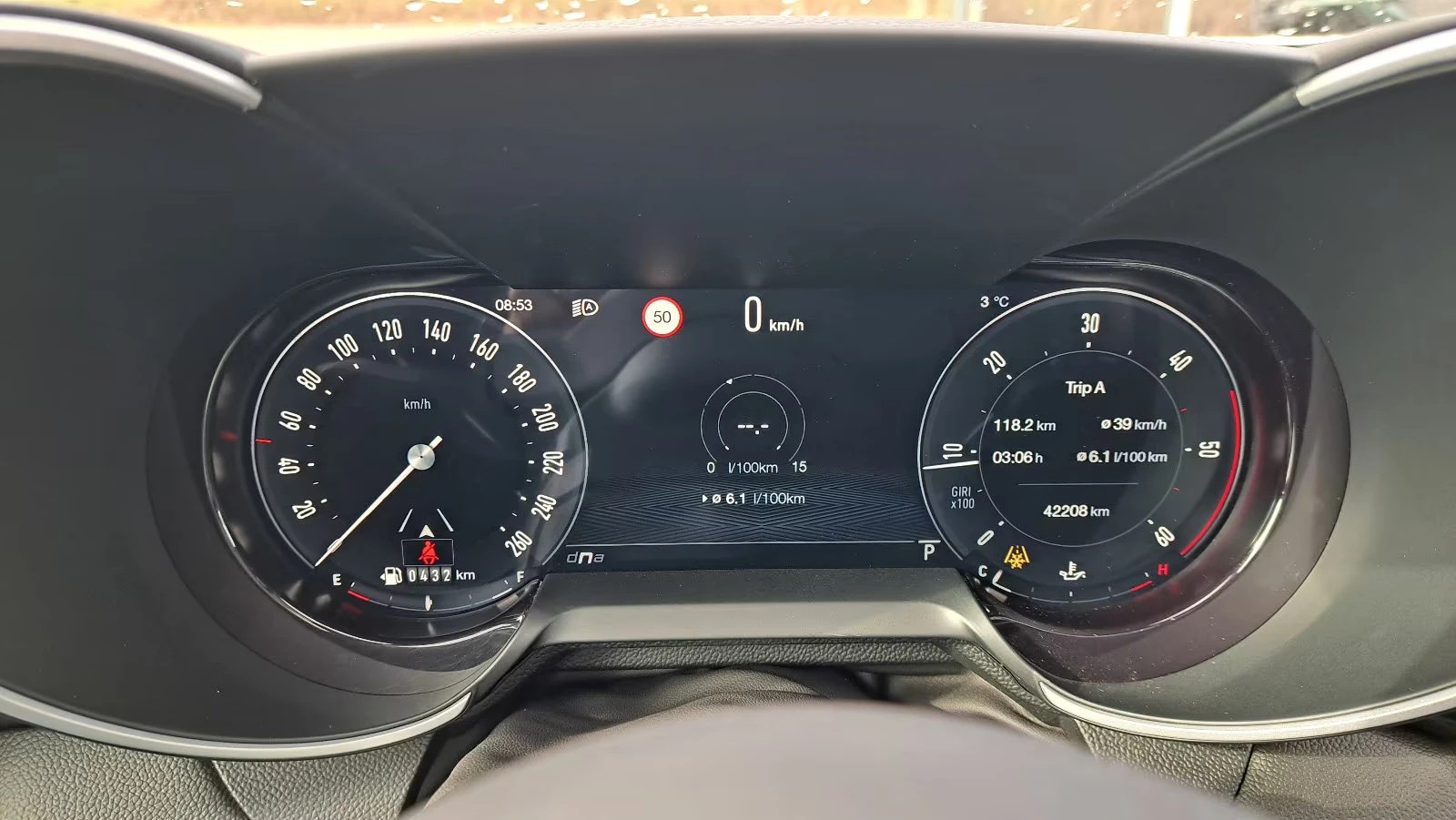 Alfa Romeo Giulia Q4/209HP/VELOCE/CAM/PANO/MATRIX/ACC/KLESS/562z, снимка 7 - Автомобили и джипове - 55208034