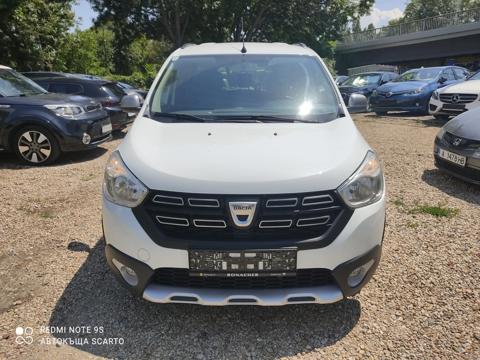 Dacia Lodgy StepWay, 1.5dci/109kc, Euro 6b, 2017г., снимка 2 - Автомобили и джипове - 55331864
