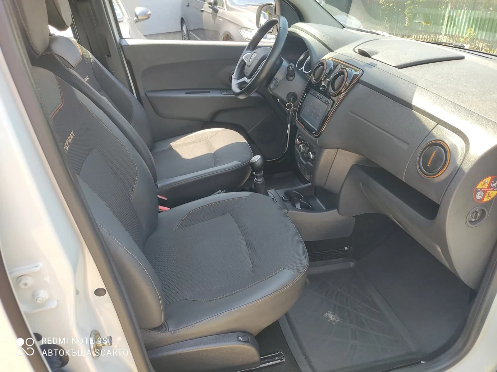 Dacia Lodgy StepWay, 1.5dci/109kc, Euro 6b, 2017г., снимка 10 - Автомобили и джипове - 55331864