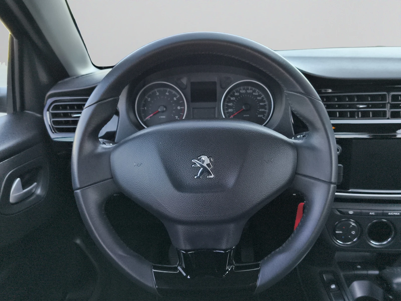 Peugeot 301 NEW ALLURE 1, 5 BlueHDi 102 BVM6 EURO 6//2111185 | Mobile.bg � ����������� 10