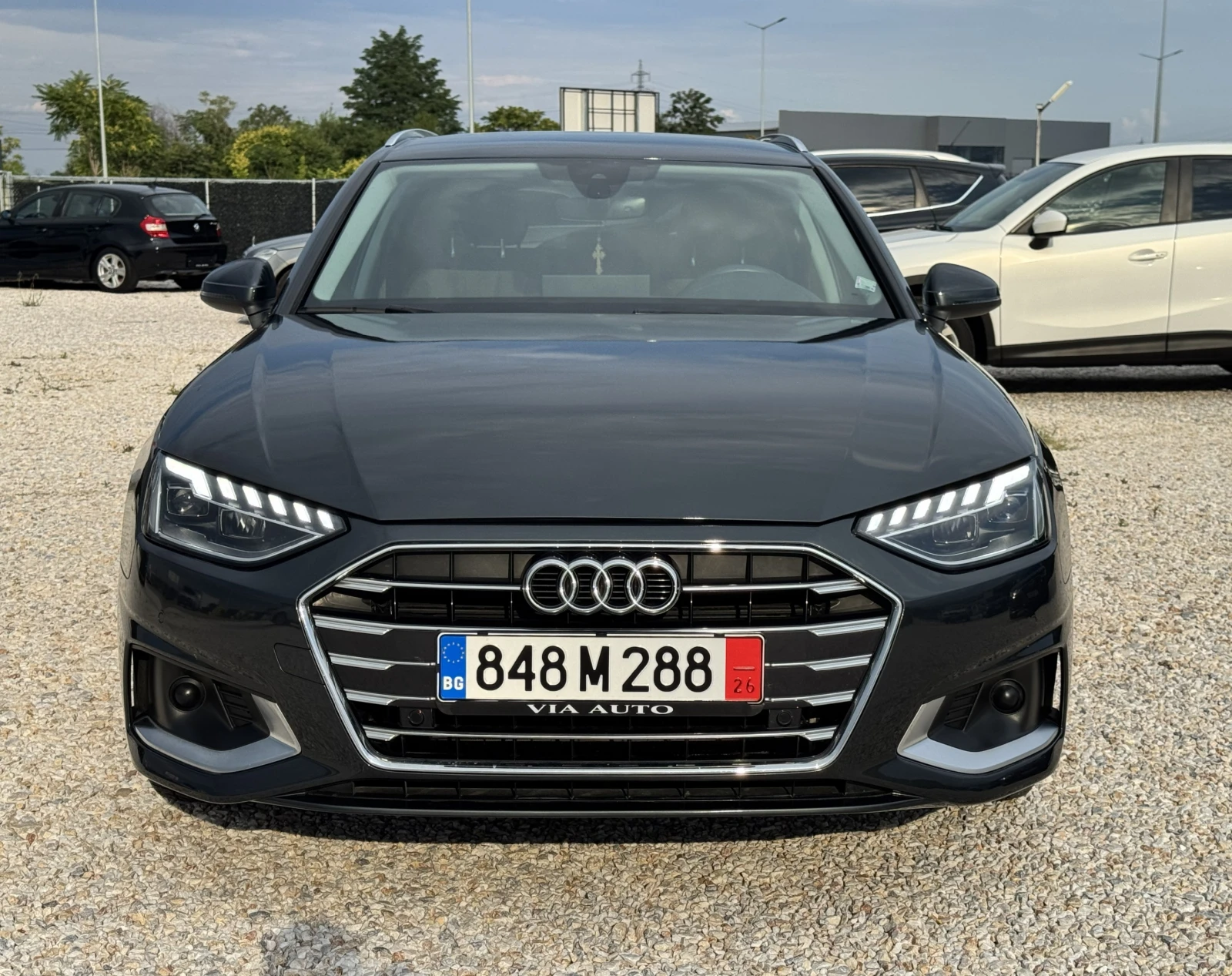 Audi A4 46000KM ТОП СЪСТОЯНИЕ, снимка 2 - Автомобили и джипове - 55420179