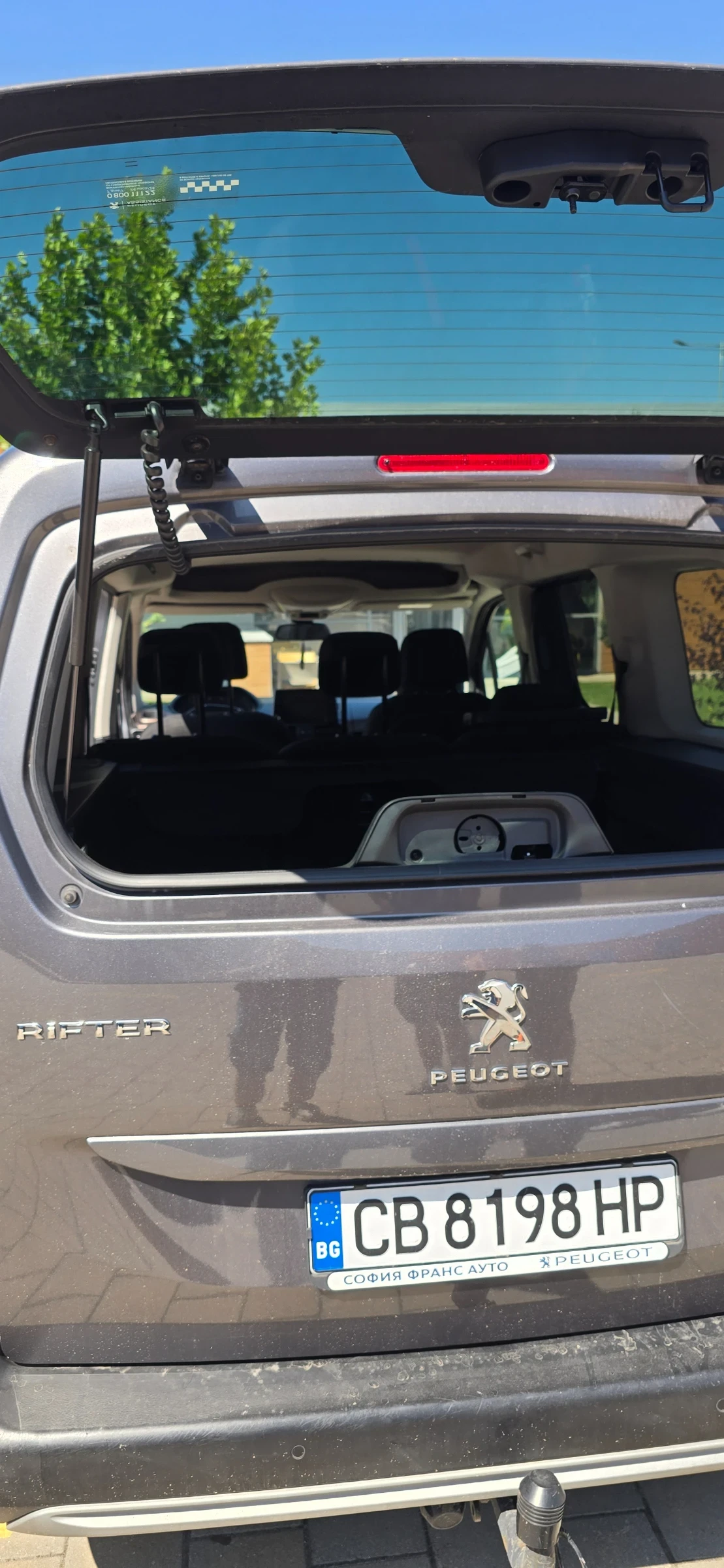 Peugeot Rifter Gt, снимка 8 - Автомобили и джипове - 55451241