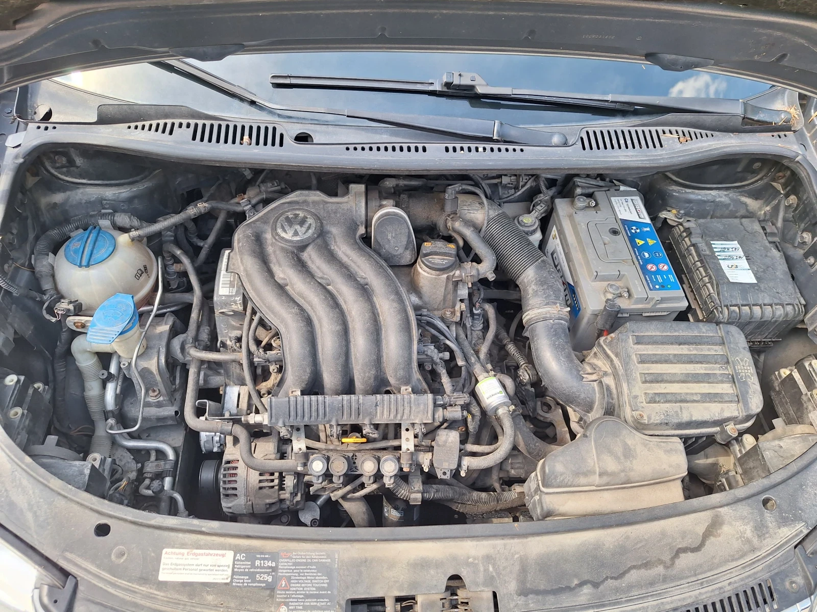 VW Touran 2.0 Ecofuel, снимка 5 - Автомобили и джипове - 55821396