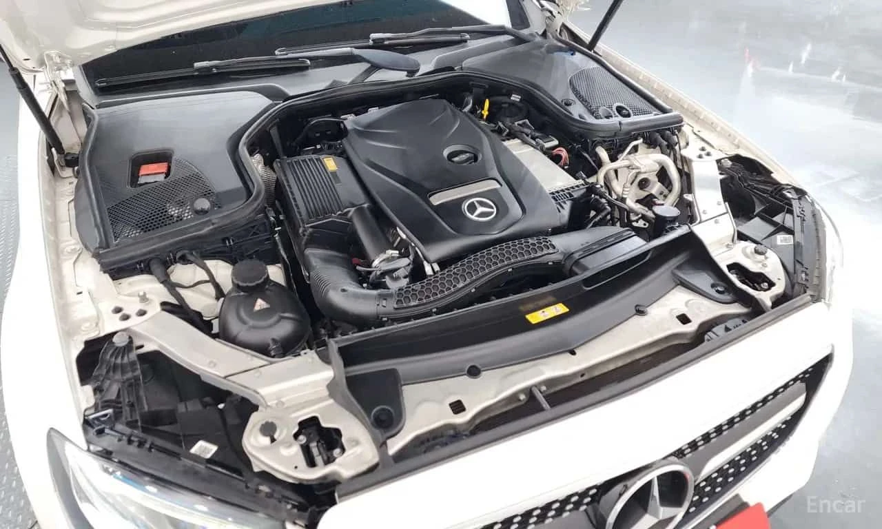 Mercedes-Benz E 300 Avantgarde | АВТОКРЕДИТ БЕЗ ПЪРВОНАЧАЛНА ВНОСКА | , снимка 6 - Автомобили и джипове - 55612239