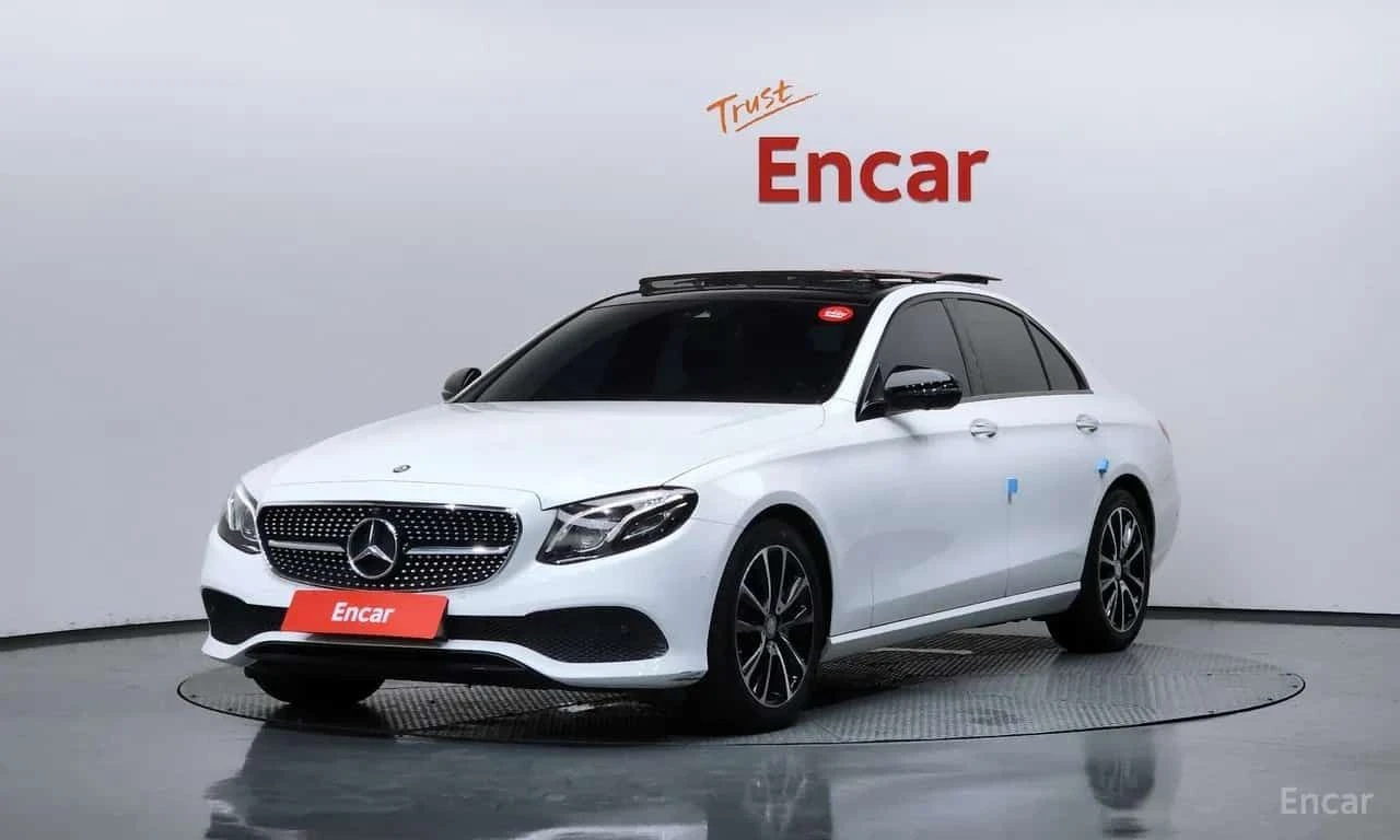 Mercedes-Benz E 300 Avantgarde | АВТОКРЕДИТ БЕЗ ПЪРВОНАЧАЛНА ВНОСКА | 