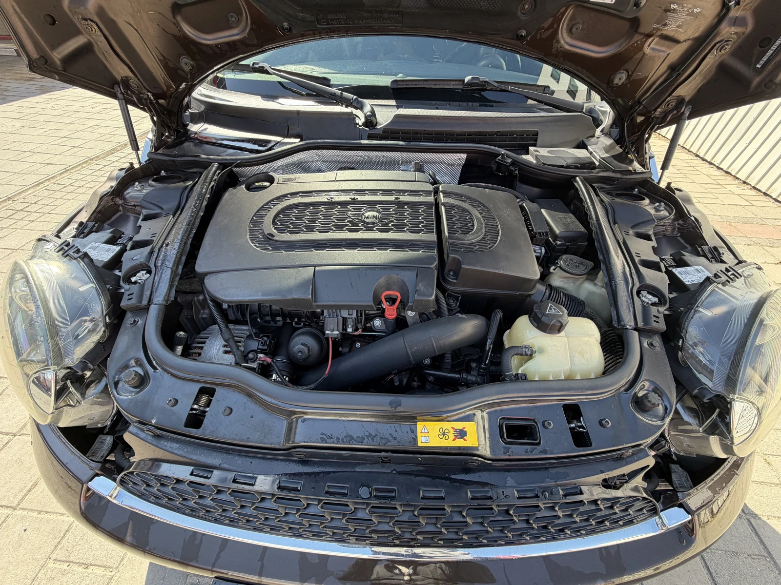 Mini Cooper s SD 2L 143 KS, 136000 km! С чисто нова верига!, снимка 11 - Автомобили и джипове - 55878251