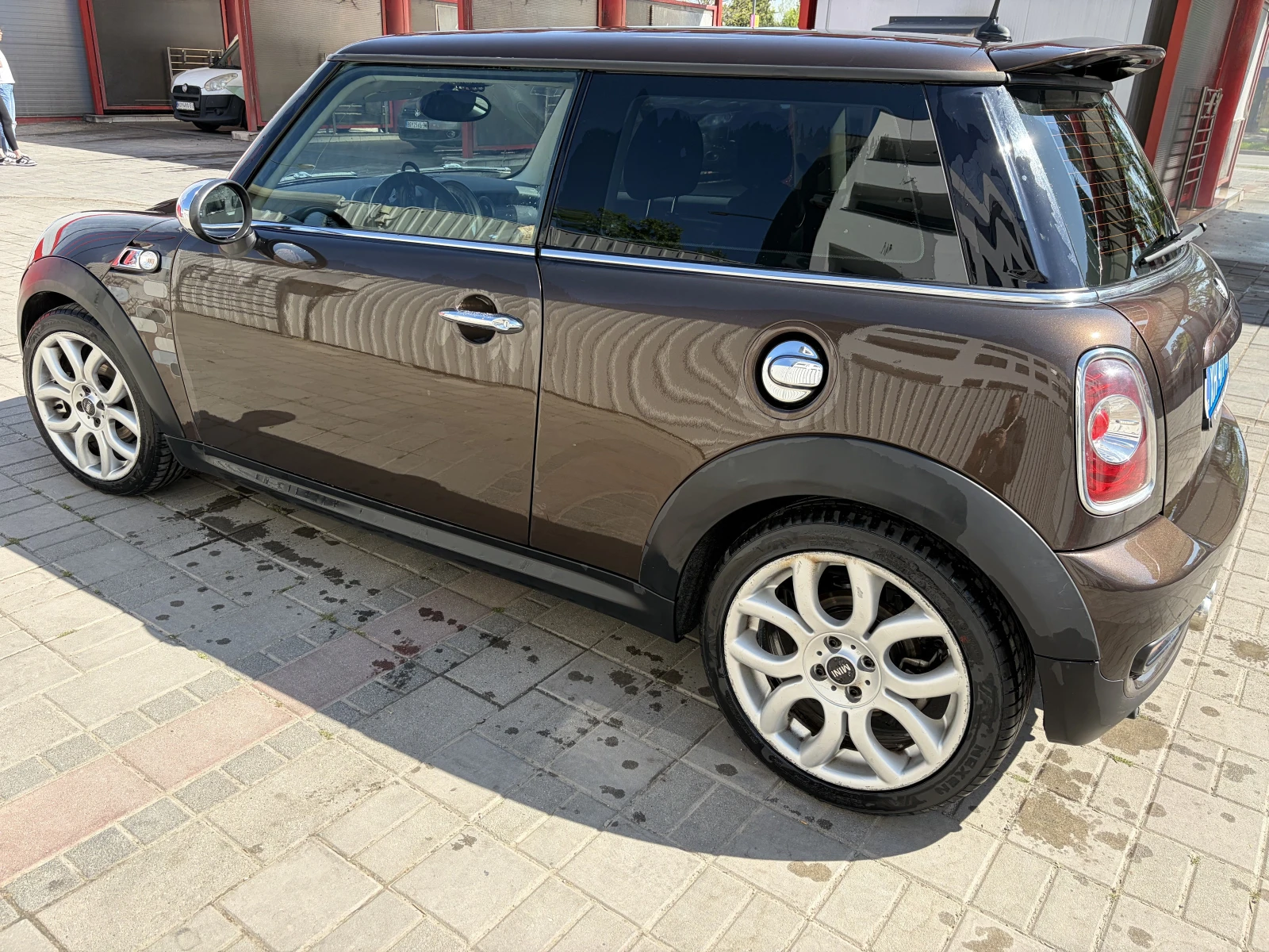 Mini Cooper s SD 2L 143 KS, 136000 km! С чисто нова верига!, снимка 4 - Автомобили и джипове - 55878251