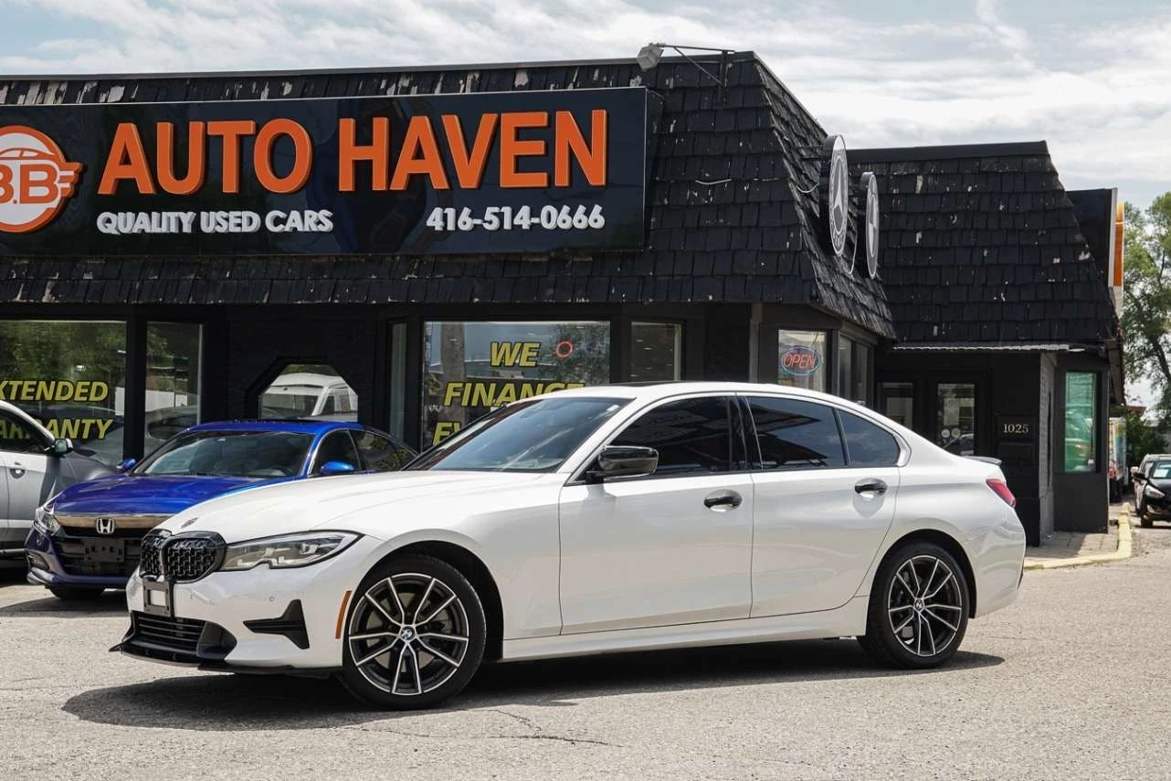 BMW 330 i xDrive| M-PACK| ПАМЕТ| ПАНО| 