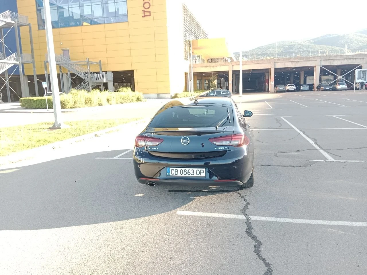 Opel Insignia, снимка 8 - Автомобили и джипове - 55987072