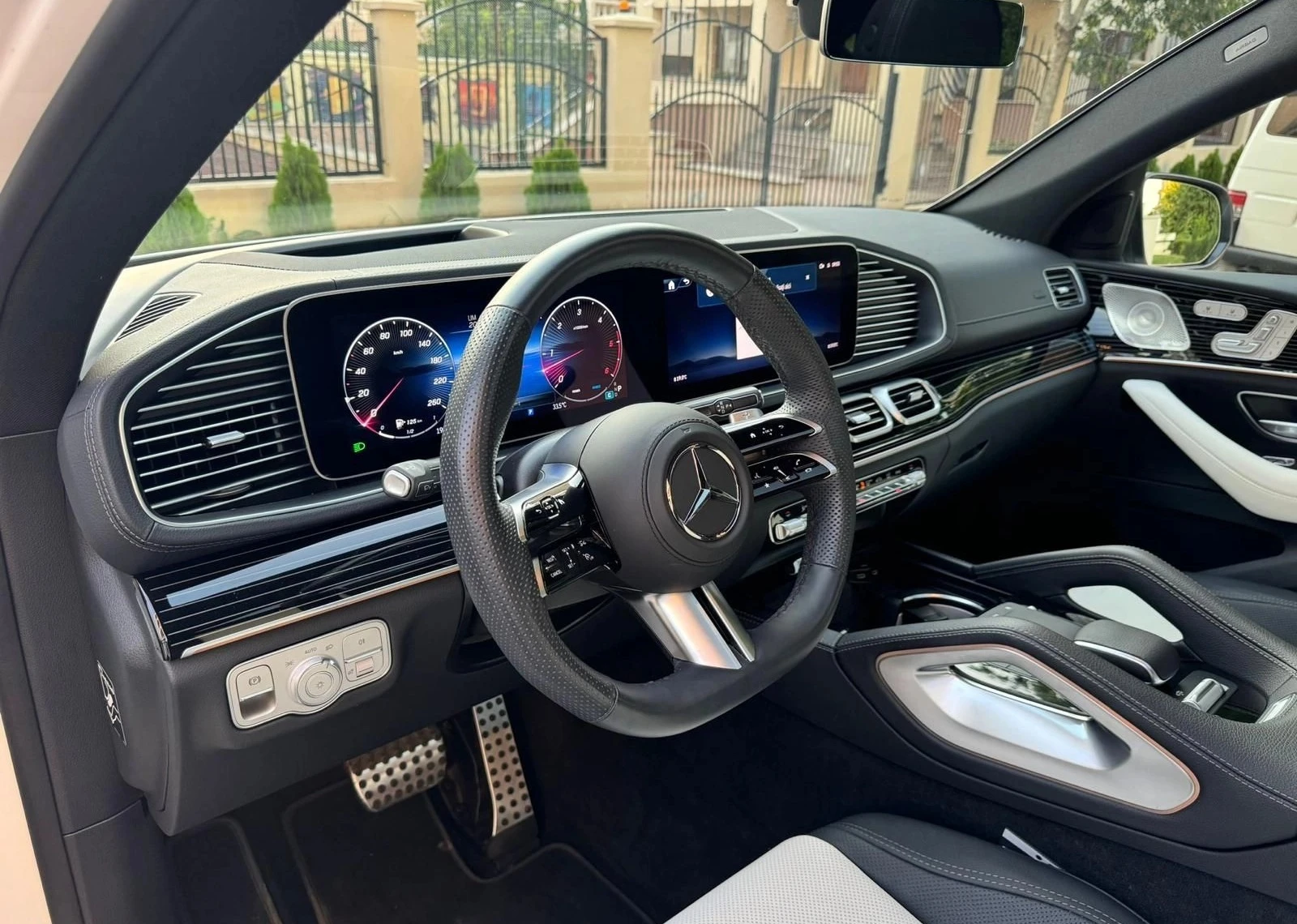 Mercedes-Benz GLE 450 d 4Matic AMG-Line, снимка 5 - Автомобили и джипове - 55997036