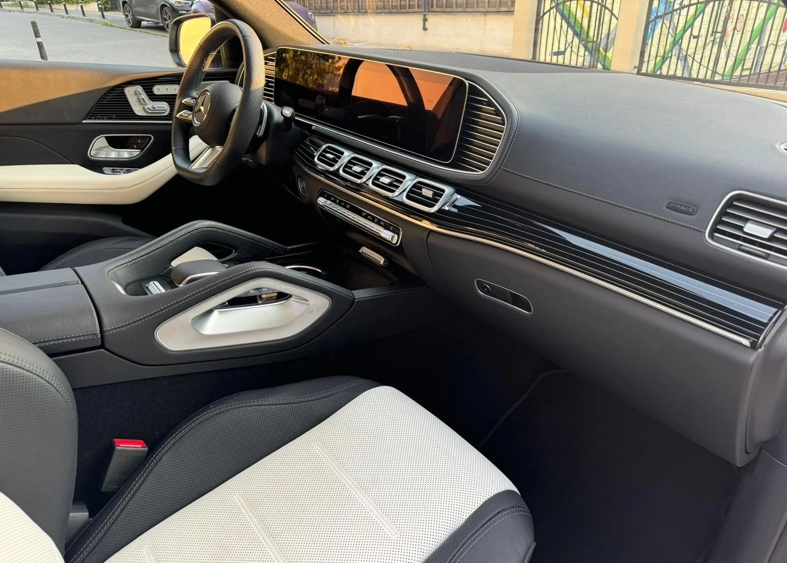 Mercedes-Benz GLE 450 d 4Matic AMG-Line, снимка 6 - Автомобили и джипове - 55997036