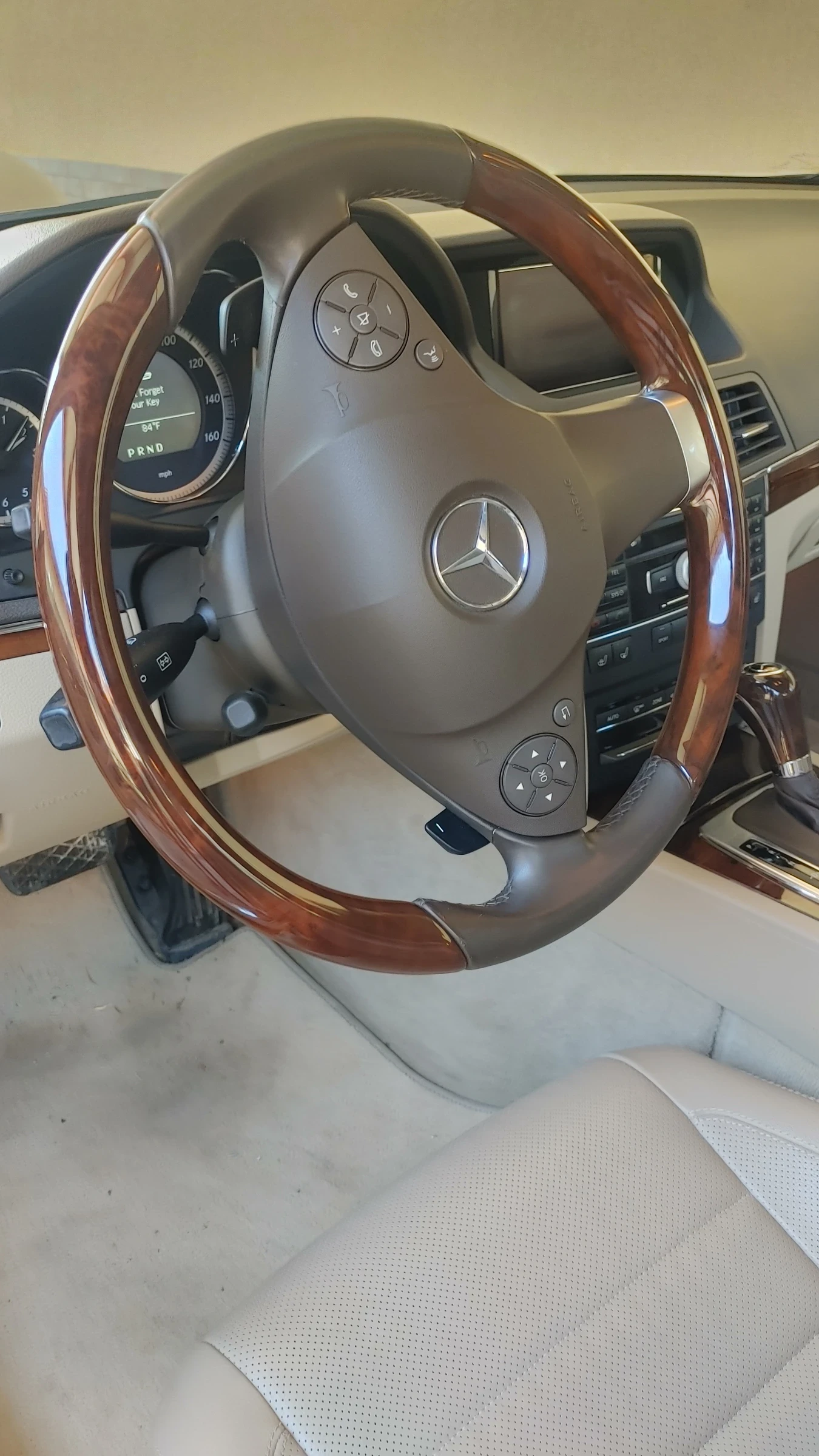 Mercedes-Benz E 500, снимка 8 - Автомобили и джипове - 56037888