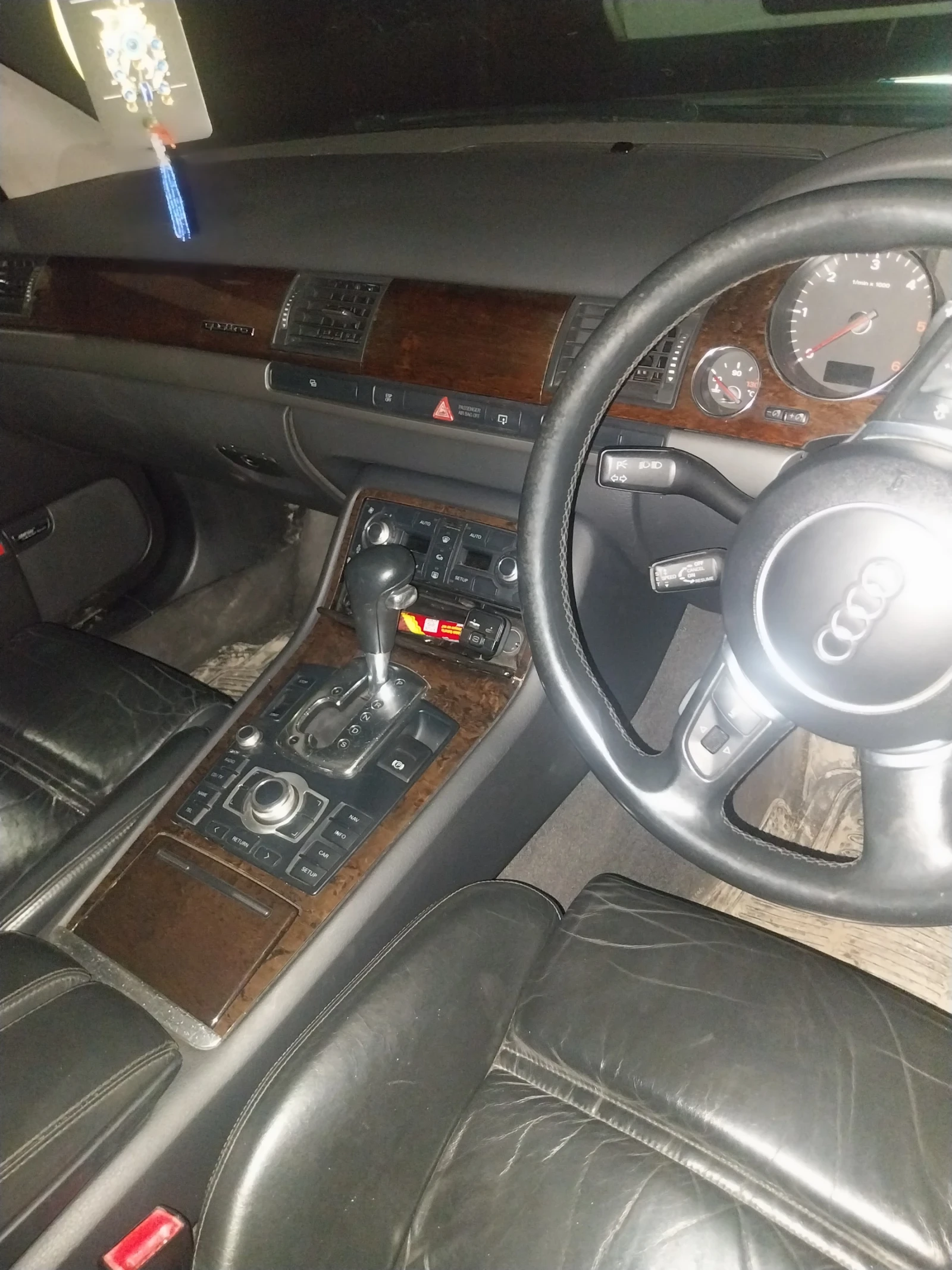 Audi A8, снимка 4 - Автомобили и джипове - 56247682