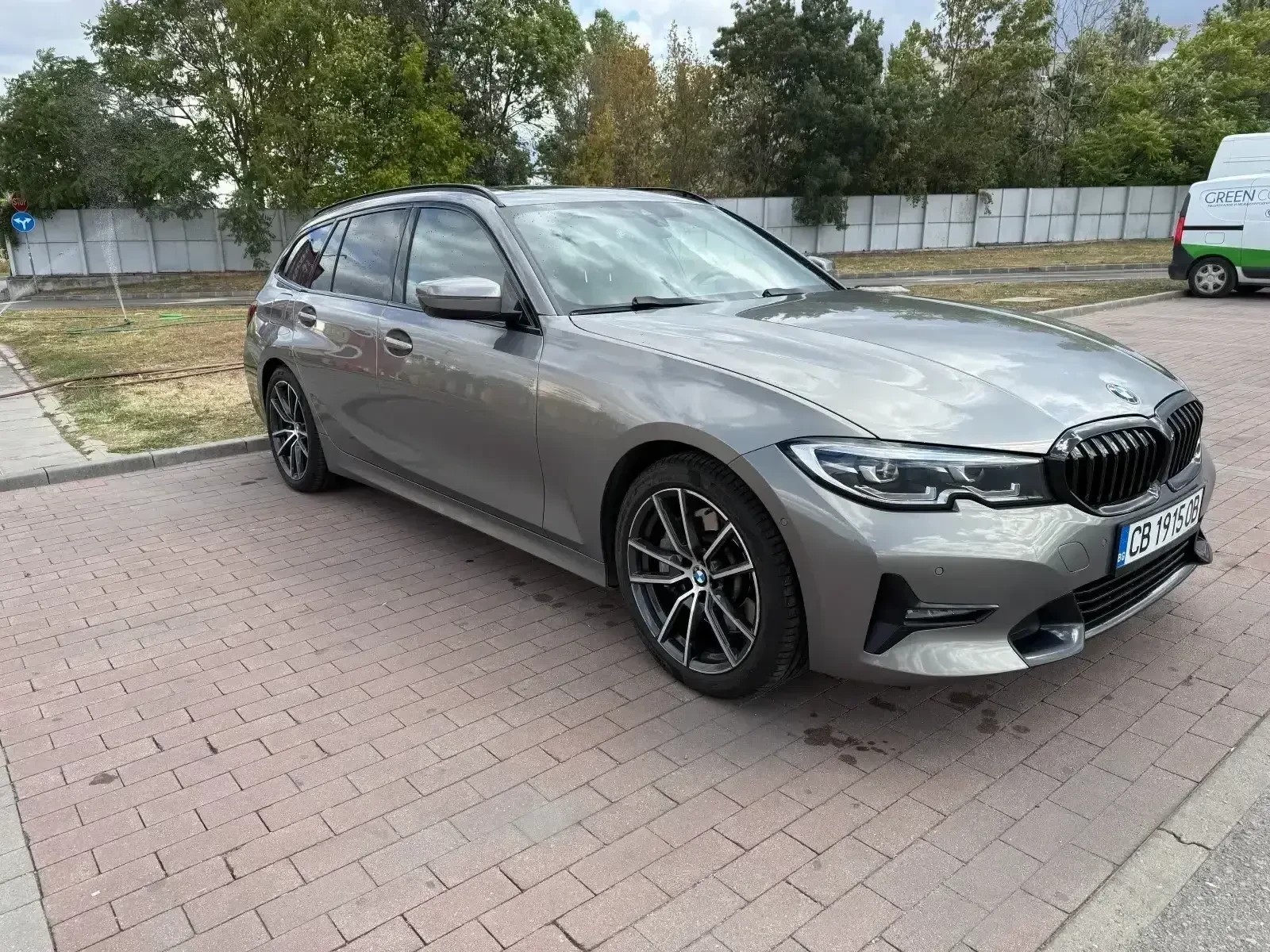 BMW 330 330i