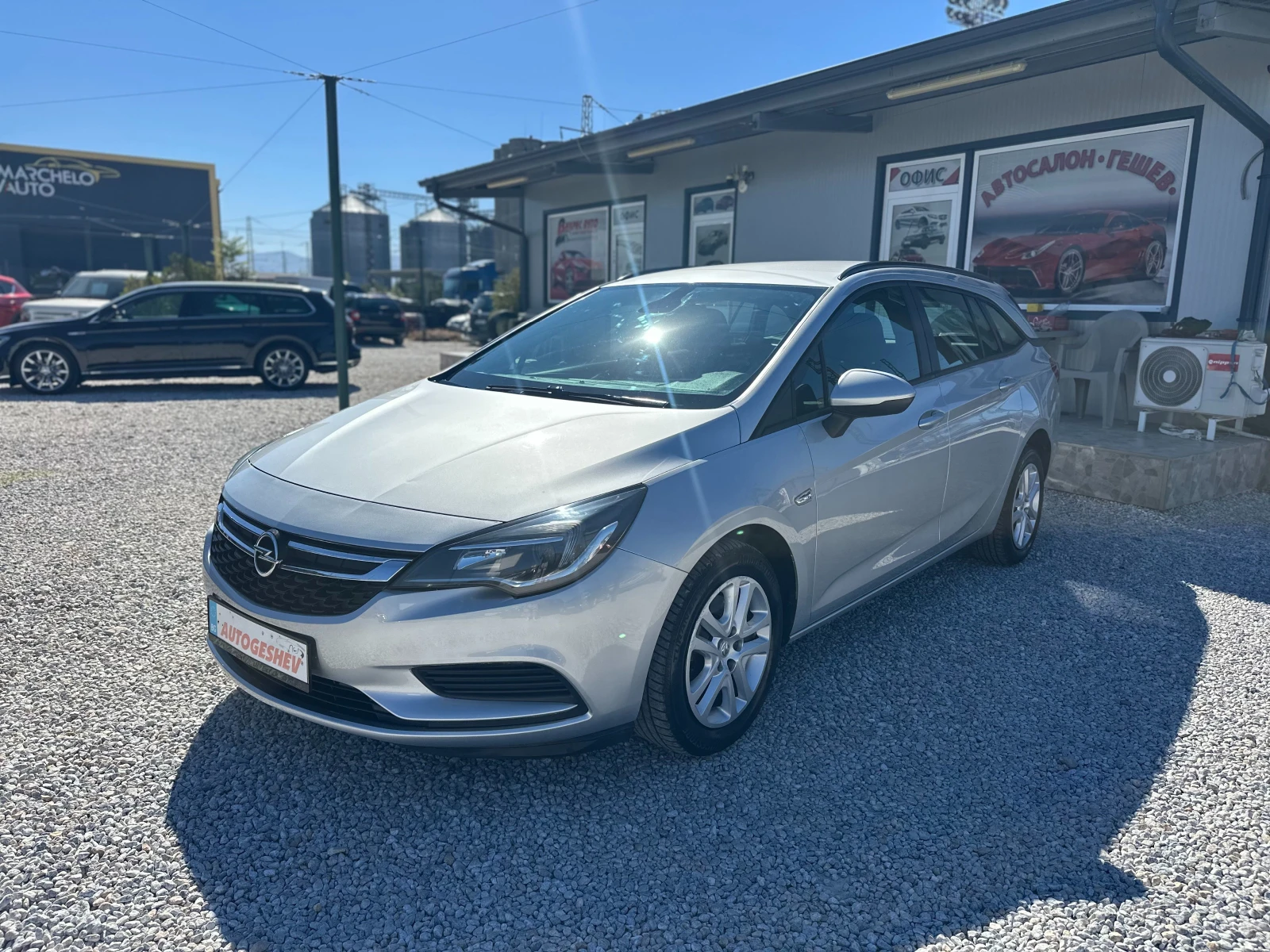 Opel Astra 1.6CDTI* TOP, снимка 2 - Автомобили и джипове - 56358583