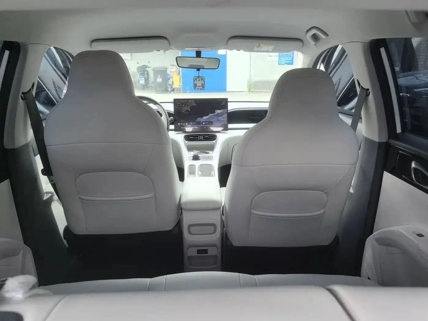 Geely E2 | Mobile.bg � ����������� 12