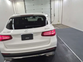 Mercedes-Benz GLC 300  * CARFAX * ОПЦИЯ ЗА ФИНАНСИРАНЕ, снимка 16