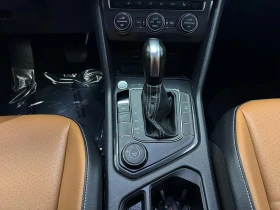 VW Tiguan ПАНО* ПОДГРЕВ* НАВИ* CAM* , снимка 16