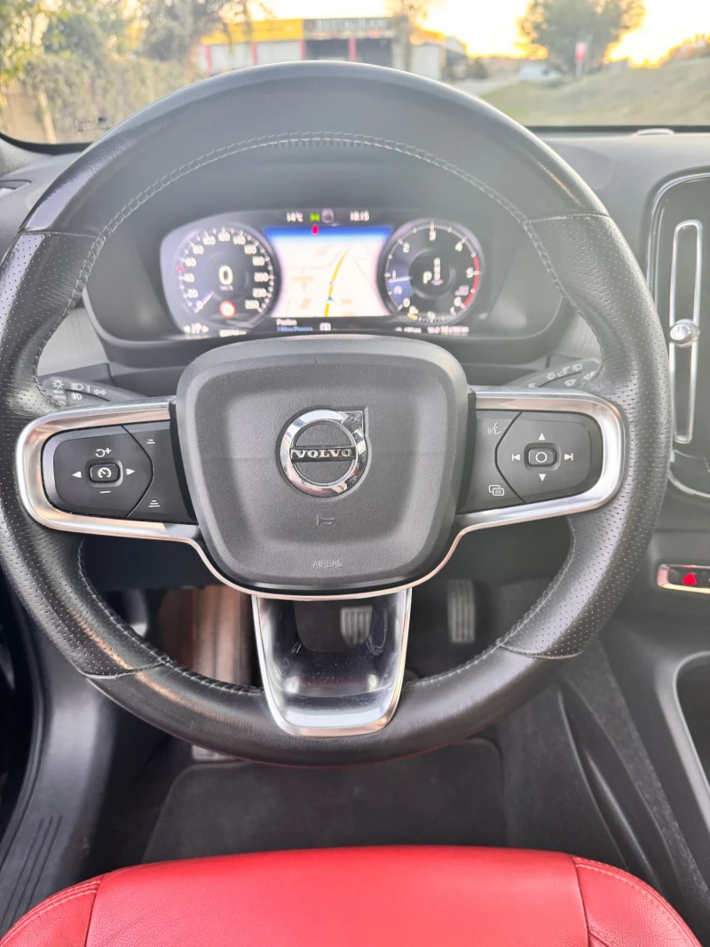 Volvo XC40 Inscription, снимка 16 - Автомобили и джипове - 47668941