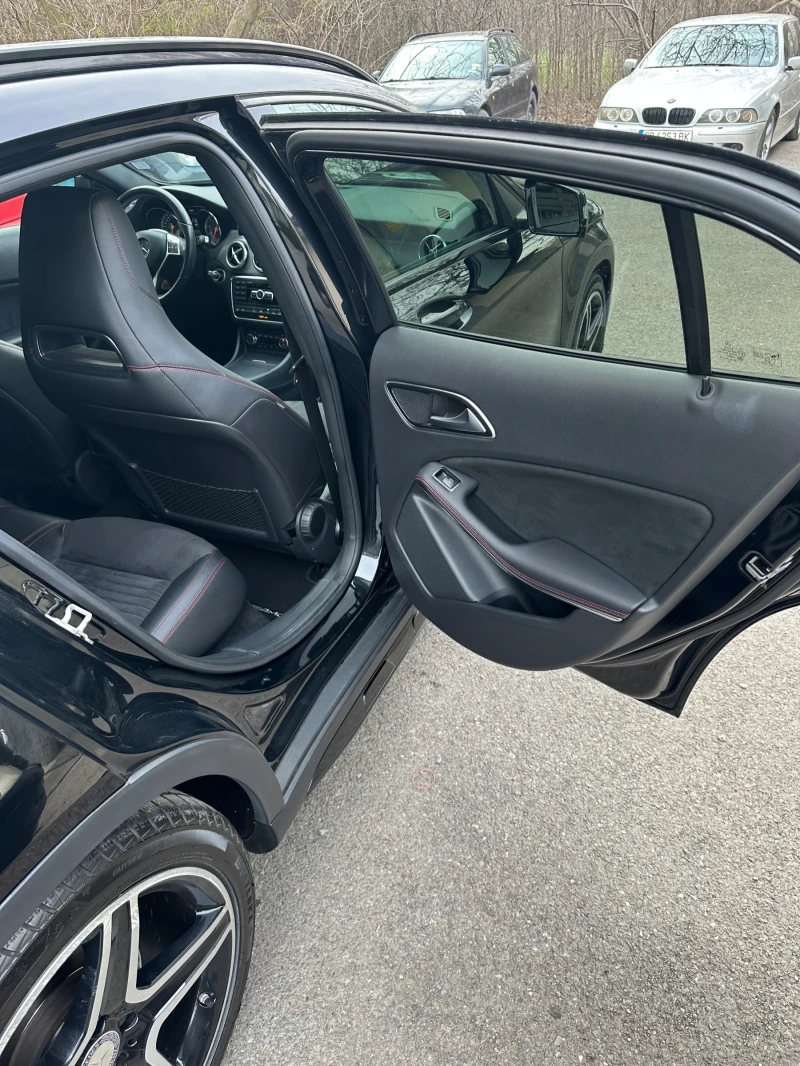 Mercedes-Benz GLA 250 Switzland 10500km, снимка 11 - Автомобили и джипове - 49600284