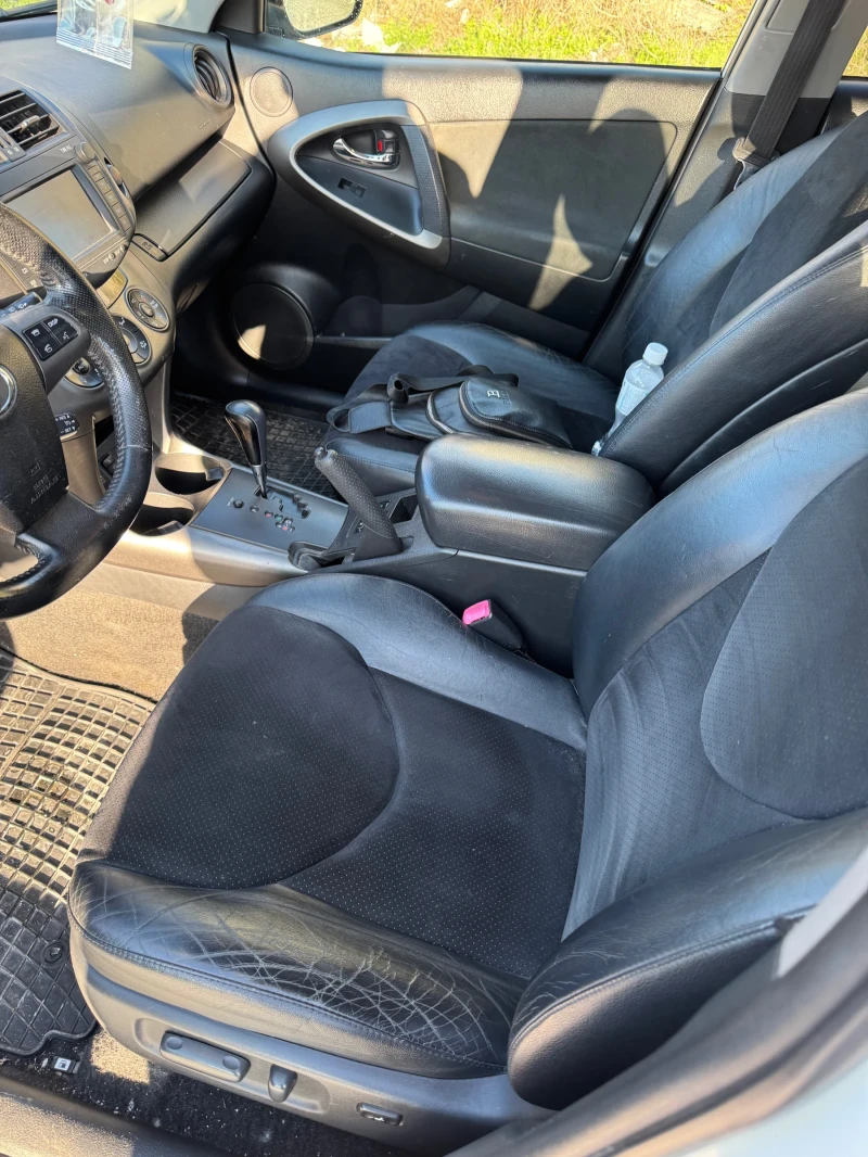 Toyota Rav4 2.2D4D, снимка 6 - Автомобили и джипове - 50585734