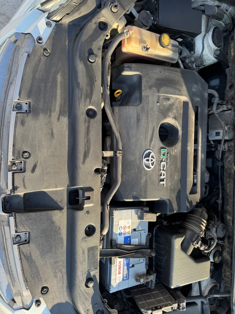 Toyota Rav4 2.2D4D, снимка 9 - Автомобили и джипове - 50585734