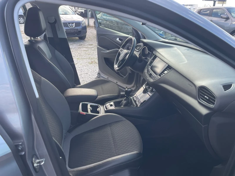 Opel Grandland X 1.6/120к.с, снимка 15 - Автомобили и джипове - 52501125