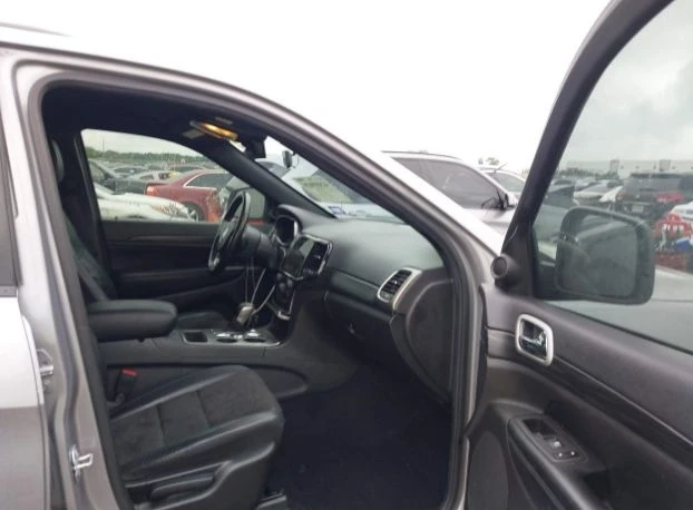 Jeep Grand cherokee LAREDO, клип двигател - изображение 5