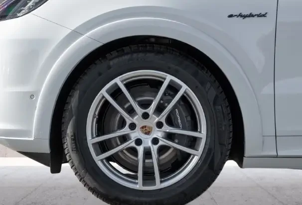 Porsche Cayenne E-Hybrid = Black Pack = Гаранция, снимка 5 - Автомобили и джипове - 55085664