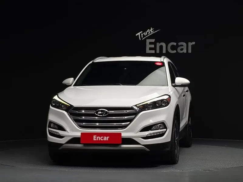 Hyundai Tucson 2.0 - САМО 30% АВАНС, снимка 3 - Автомобили и джипове - 56065941