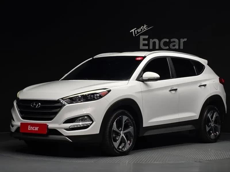 Hyundai Tucson 2.0 - САМО 30% АВАНС