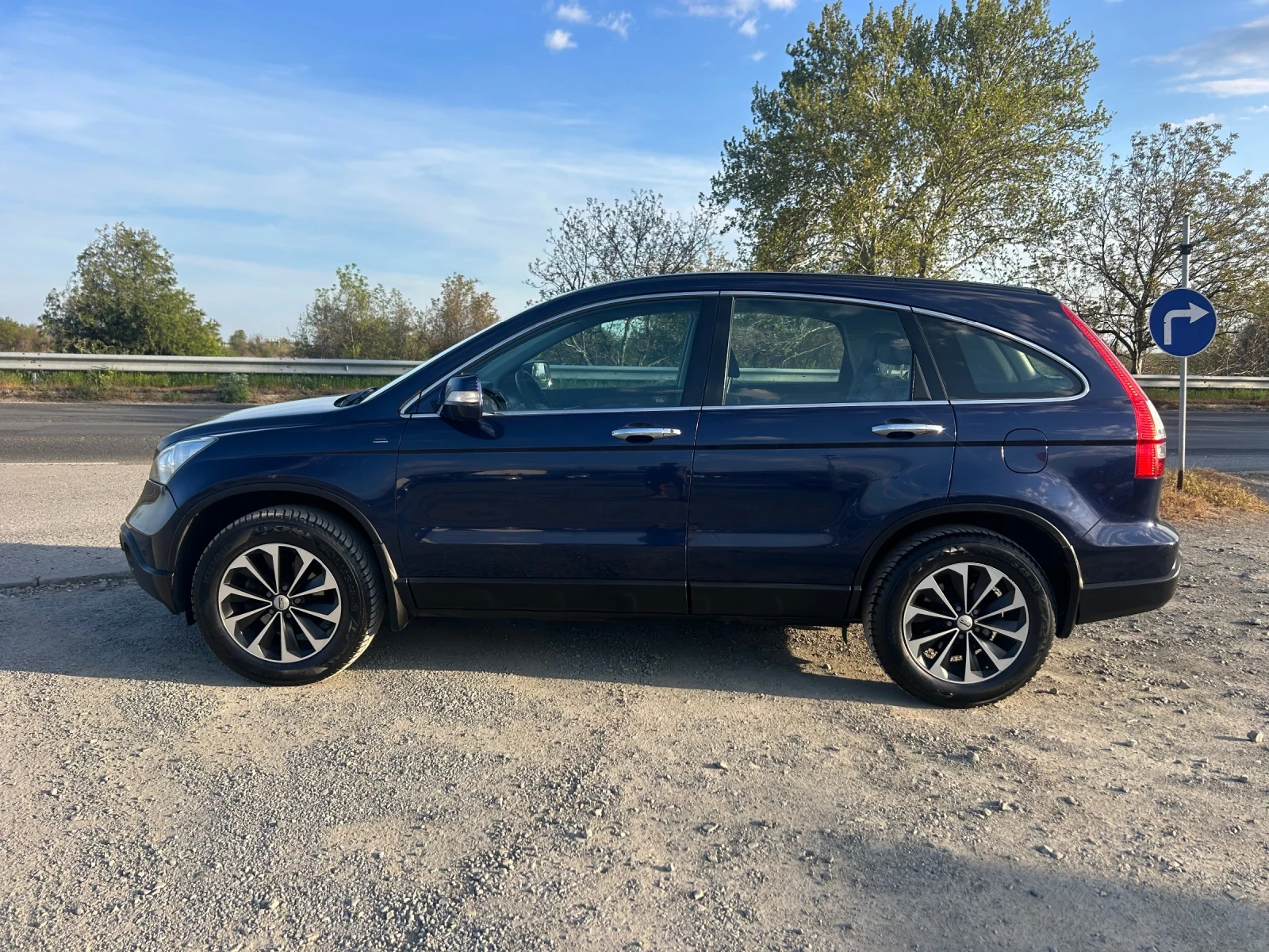 Honda Cr-v 2.0i / 4Х4 / АВТОМАТИК / РЕАЛНИ  180 000 км  - изображение 8