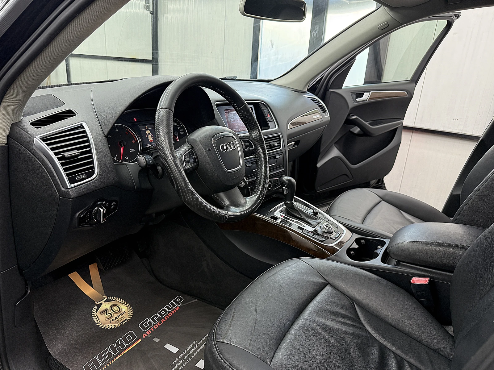 Audi Q5 S-LINE/F1/LED/NAVI/ TOP!!!СОБСТВЕН ЛИЗИНГ, снимка 15 - Автомобили и джипове - 54125113